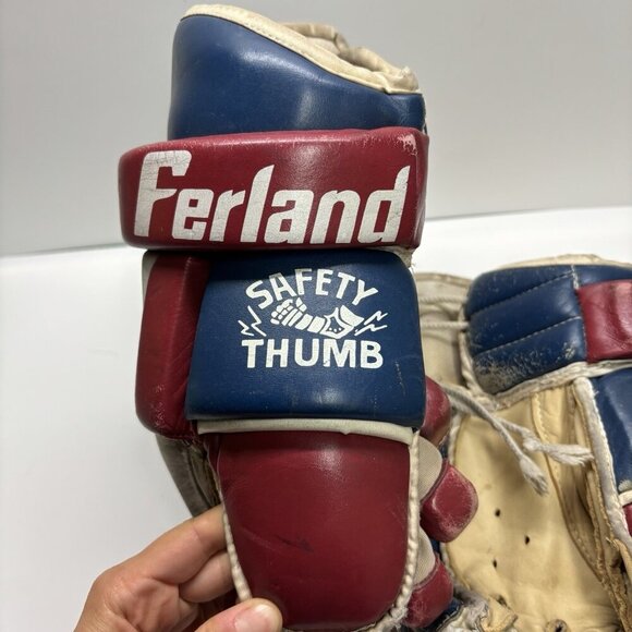 Vintage Leather Blue White Red Ferland 2200 Pro Hockey Player Gloves Habs NHL - Picture 6 of 11